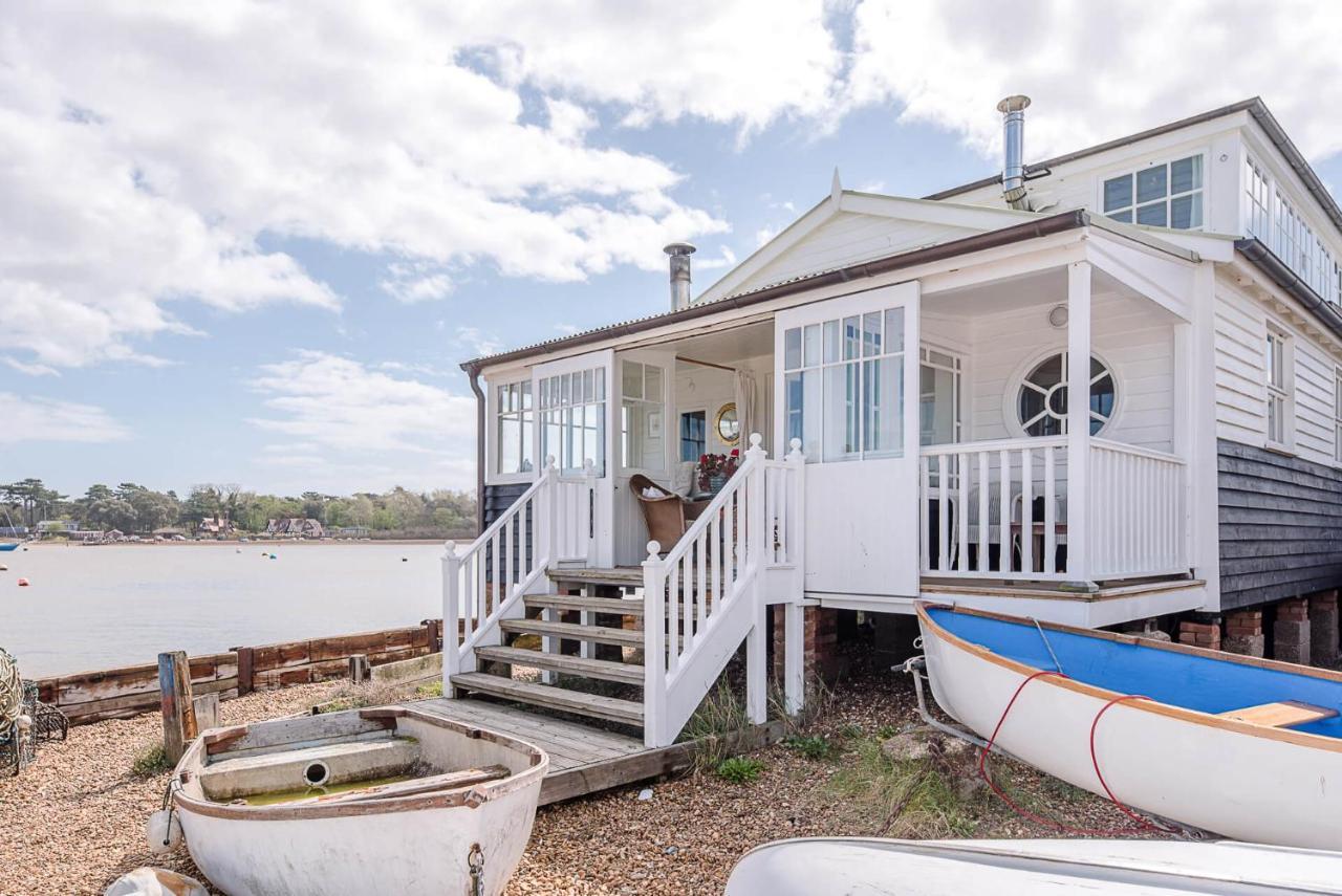 The Boathouse In Felixstowe Ferry - Stunning Waterfront Property Ngoại thất bức ảnh